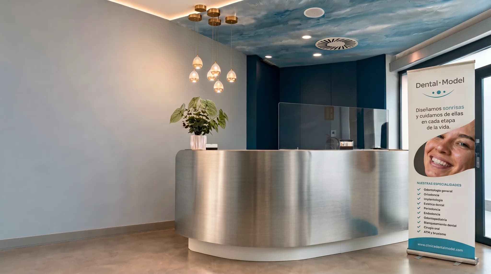Recepción y clínica Dental Model en Arganda del Rey